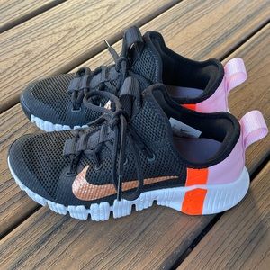 NIKE FREE METCON 3 SIze 6 Woman’s